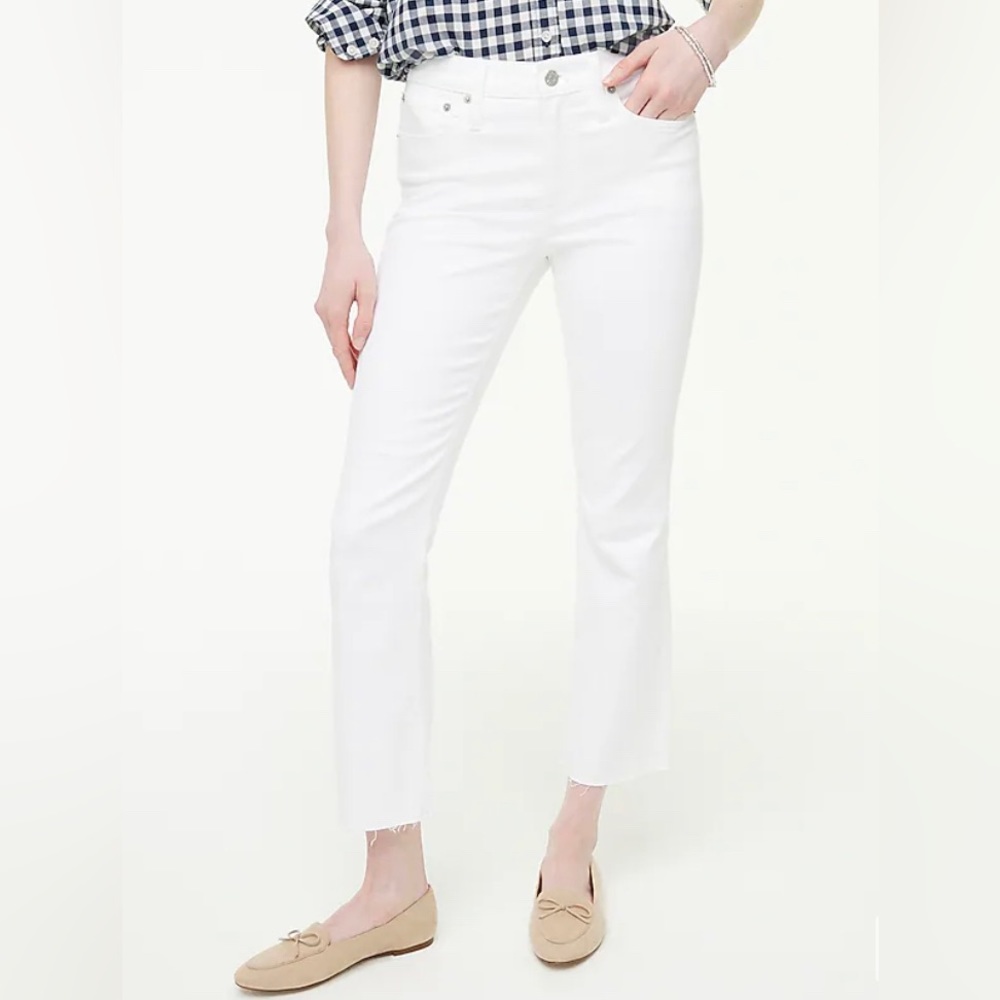 NWT J.Crew Factory Flare crop white jean in signature stretch, size 27, BO933